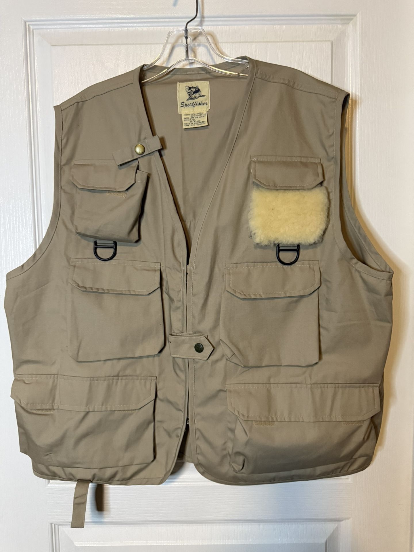 Men’s Fishing Vest Size Large