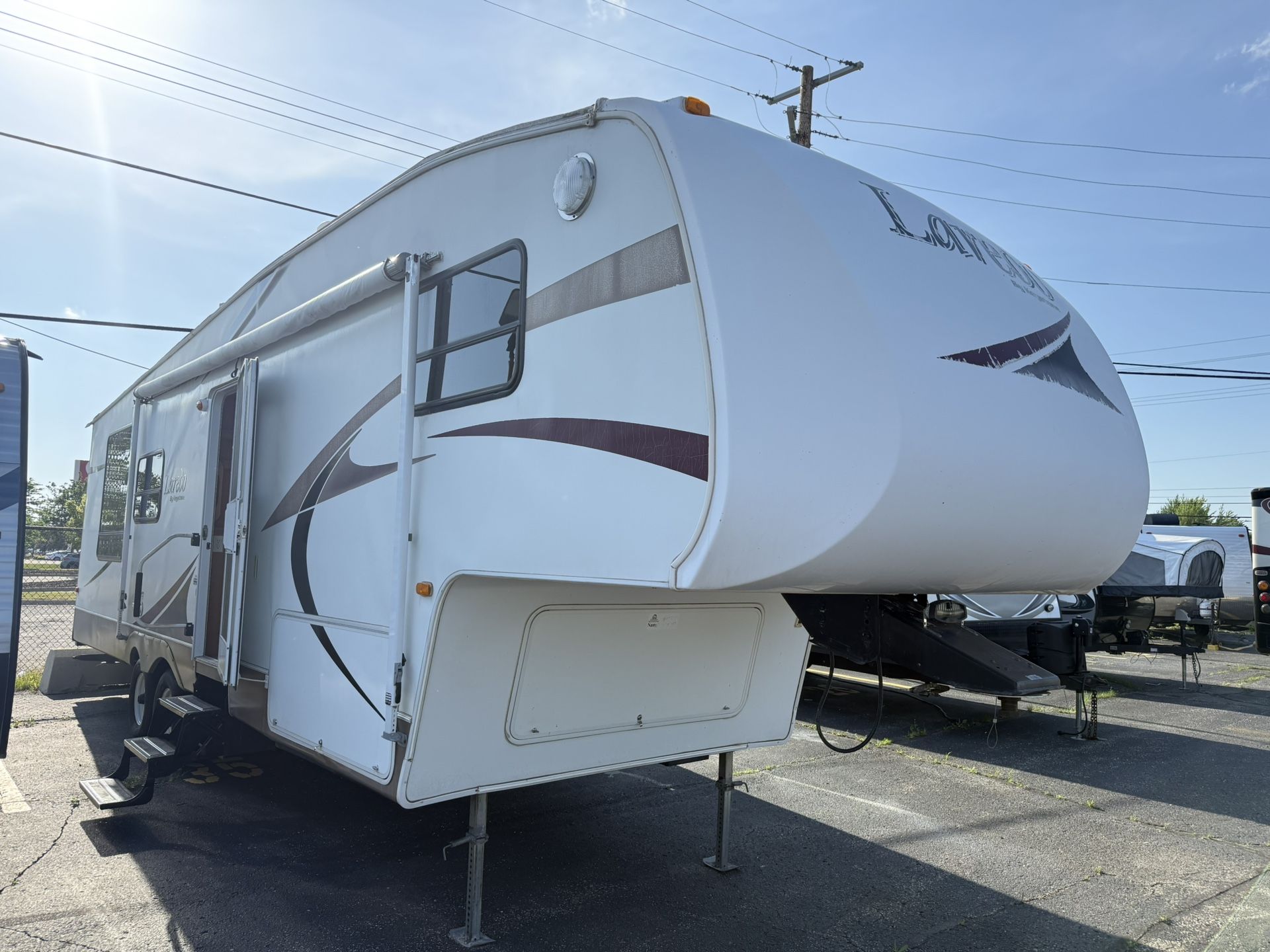 2007 Laredo Fifth Wheel 