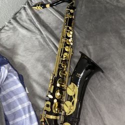 saxophone 