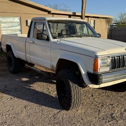 1987 Jeep Comanche 4x4 Long Bed — $6,000