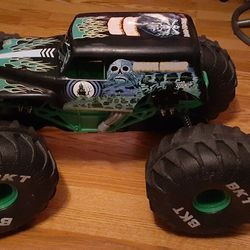 LARGE SCALE GRAVE DIGGER/ SAGA GENESIS SYSTEM/ Wii SYSTEM/ PS3 SYSTEM 