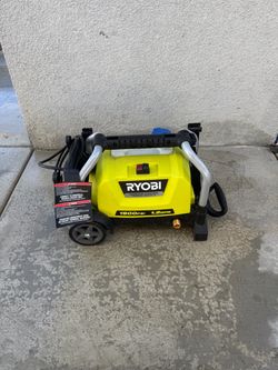 1900 psi Ryobi electric pressure washer includes gun, hose, water tips