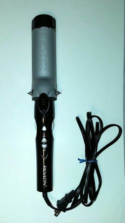 REVLON Curling Iron 1 1/2"