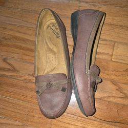Natural Soul Gracee Women's Loafer – Size 10 ( Tight Fit)