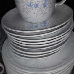 Kamla Porcelain German Pieces