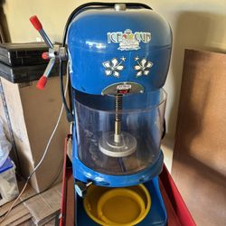 Great Northern Popcorn Company Premium Quality Ice Cub Shaved Ice Machine Commercial Ice Shaver, Blue, 1/3 hp, 6057 Ice Cub Shaver