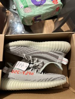 Yeezy Size 8 