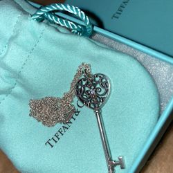Tiffany key neckless
