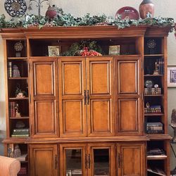 2006 Stanley Furniture, Santa Barbara Collection Entertainment Center 