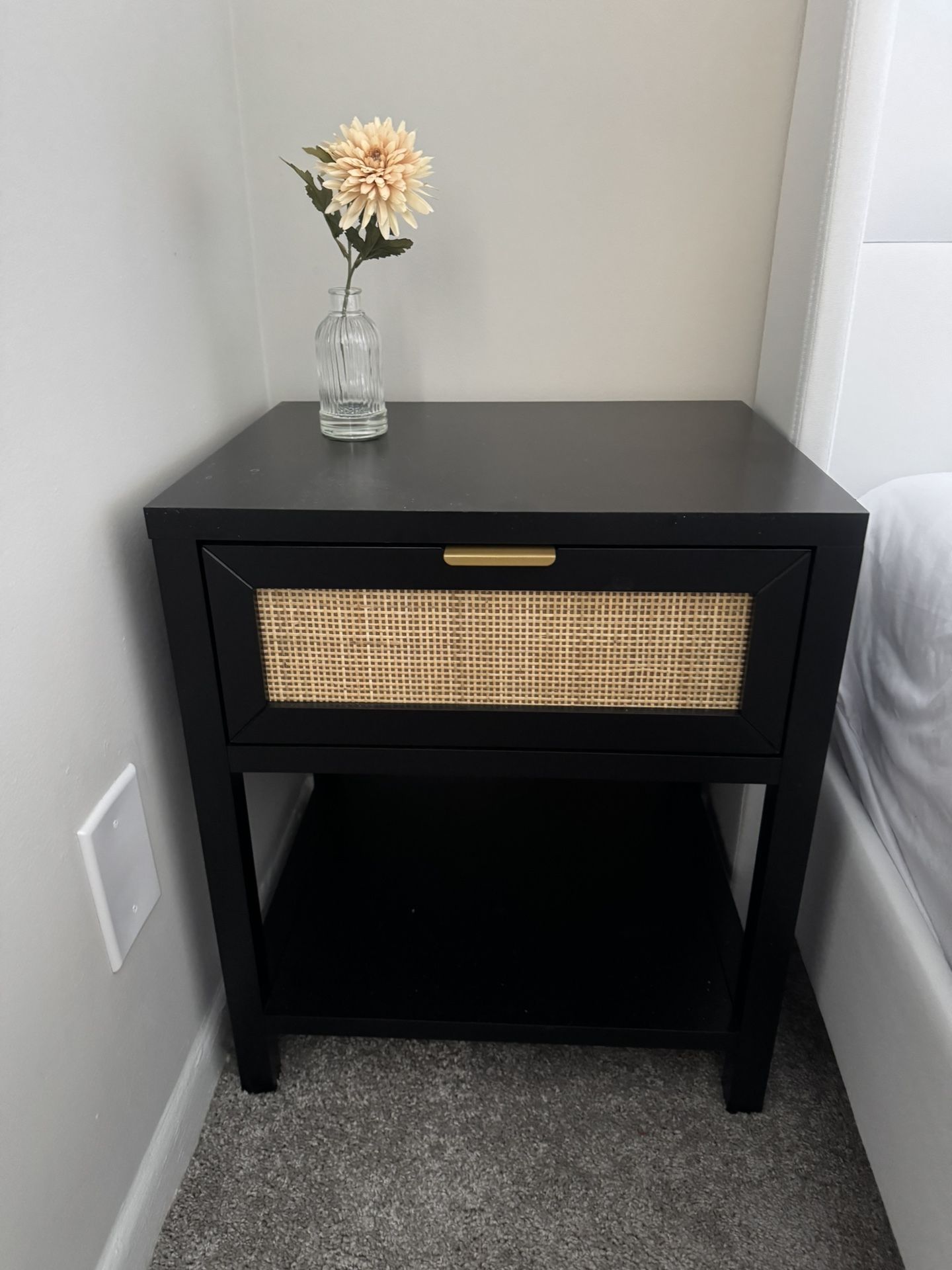 Like New Nightstand