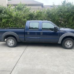 Super Duty.    6.2  Work Truck 