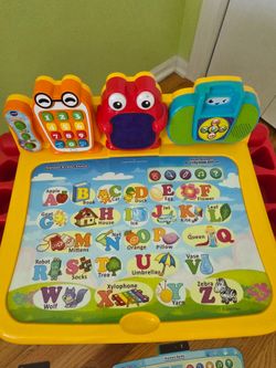 VTech Touch and Learn Activity Desk Deluxe