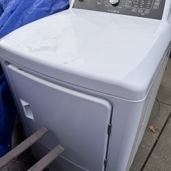 Frigidaire Electric Washer & Dryer