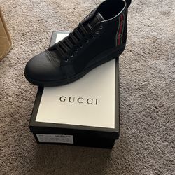 Gucci Shoes $200