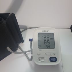 Omron 5 Series Upper Arm Blood Pressure Monitor; 2-User, 100-Reading Memory, Soft Wide-Range Cuff, #1 Dr. Recommended by Omron, White, Large