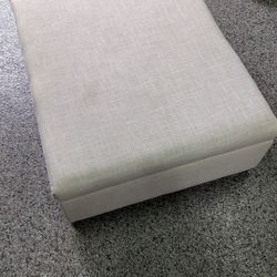 LIFT TOP STORAGE COCKTAIL OTTOMAN. CITY OF ORANGE 🍊 $25 Firm