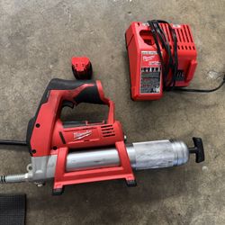 Milwaukee Grease Gun
