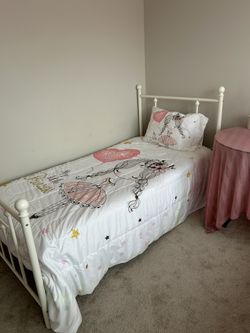 Twin Bed, Metal Frame And Mattress, Will Include Comforter And Pillow Cases