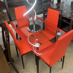 Table and 4 chairs 🪑 brand new in box for easy pick up or same day delivery 🚚   Mattress +   601 w lake st Addison il 60101                  Busines