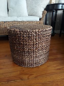 Wicker Decorative table