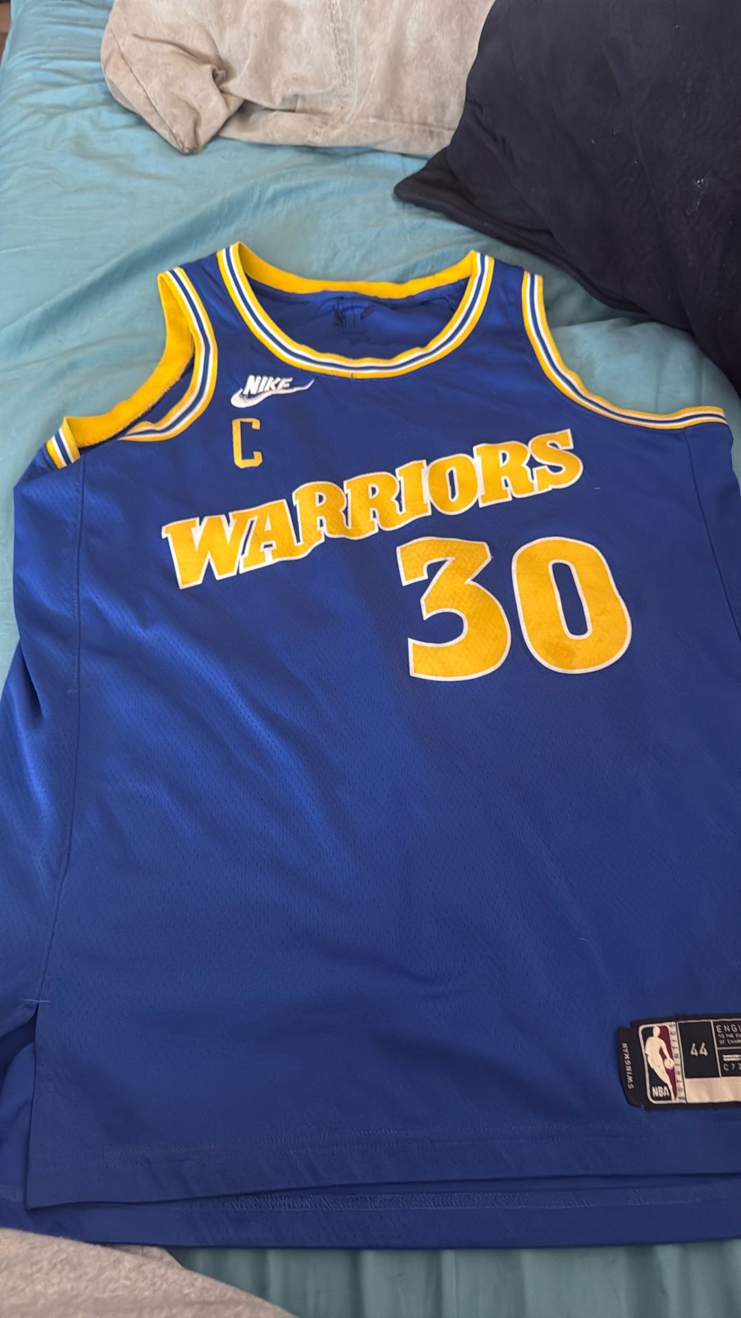 Medium 30 Curry Jersey