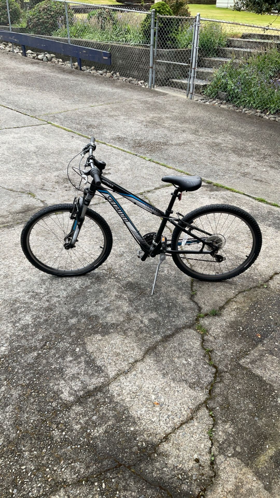 Specialized Hot Rock Bike 24” Black