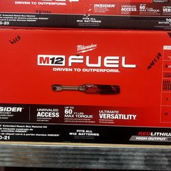Milwaukee M12 Fuel Insider Extended Reach Box Ratchet Kit