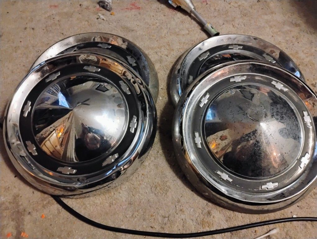 1955 Chevy Hubcaps
