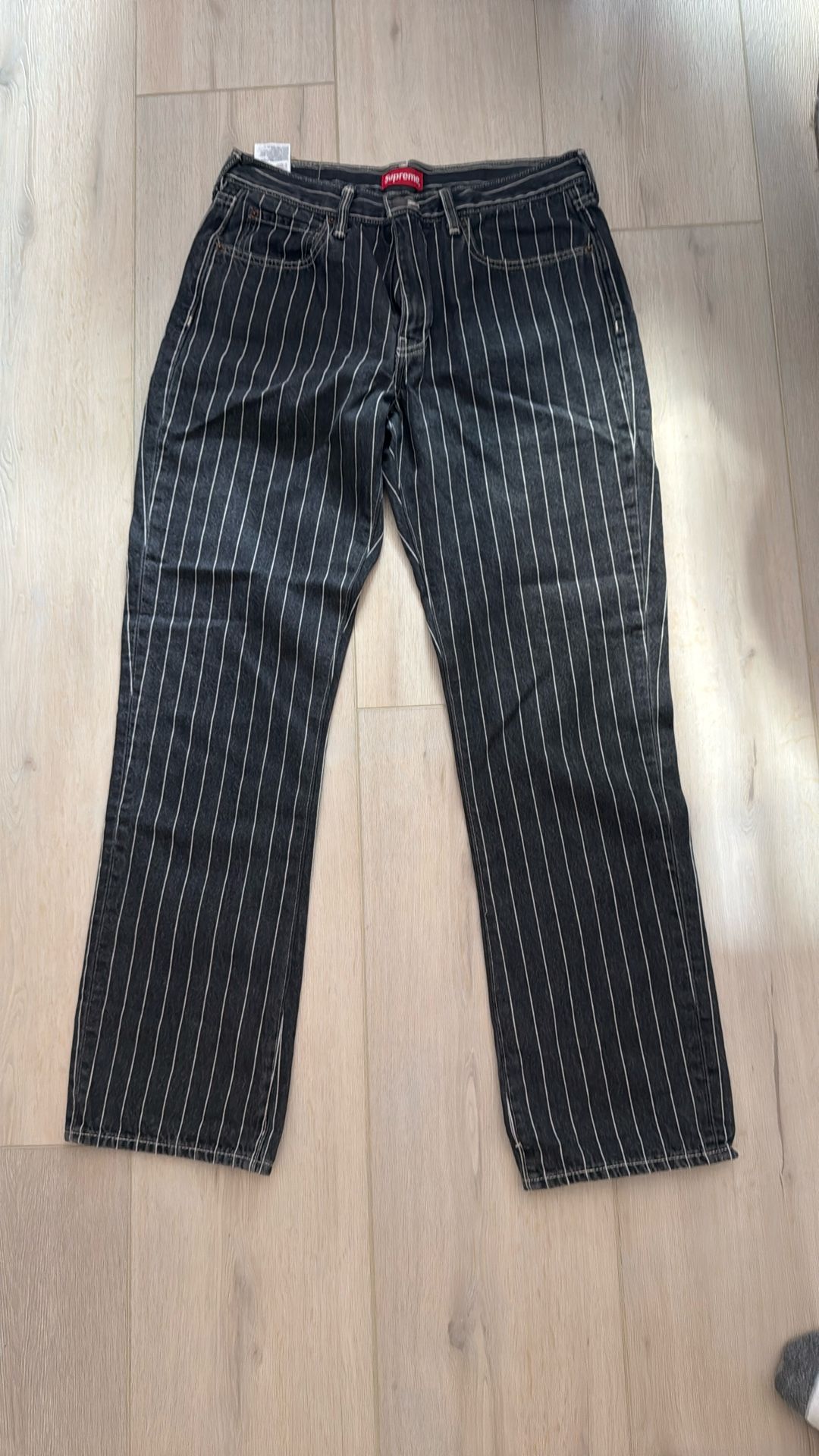 Supreme Size 32