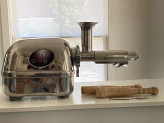 Cold Pressed Juicer