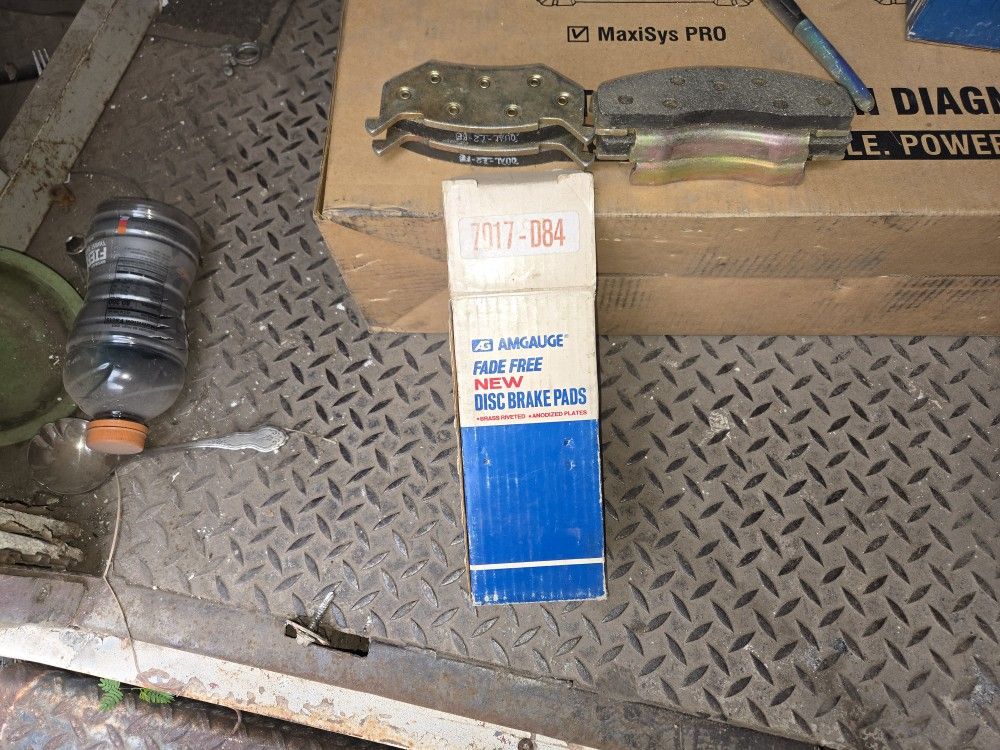 NEW Mopar Brake Pads 1970 & 80s Chrysler Dodge Plymouth