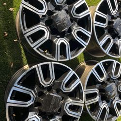 4 2022 GMC 2500 RIMS 8 lug $850