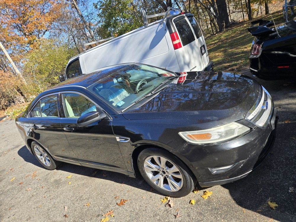 2012 Ford Taurus