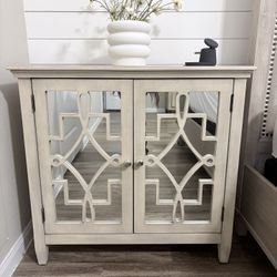 2 Mirrored Nightstands