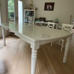 Nice Dining Table With Chairs 