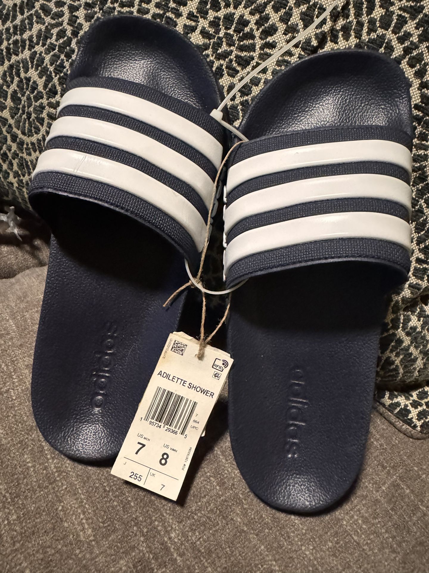 Brand New With Tags Classic ADIDAS UNISEX ADULT ADILETTE COMFORT SLIDE - Men’s Size 7, Women’s Size 8 Dark Navy