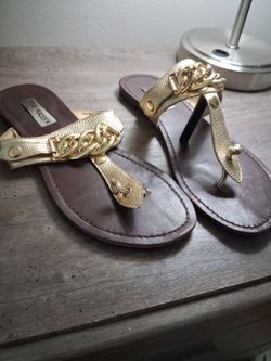 Steve Madden women's thong sandals