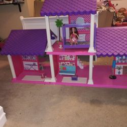 Girls Doll House. Great Christmas 🎁
