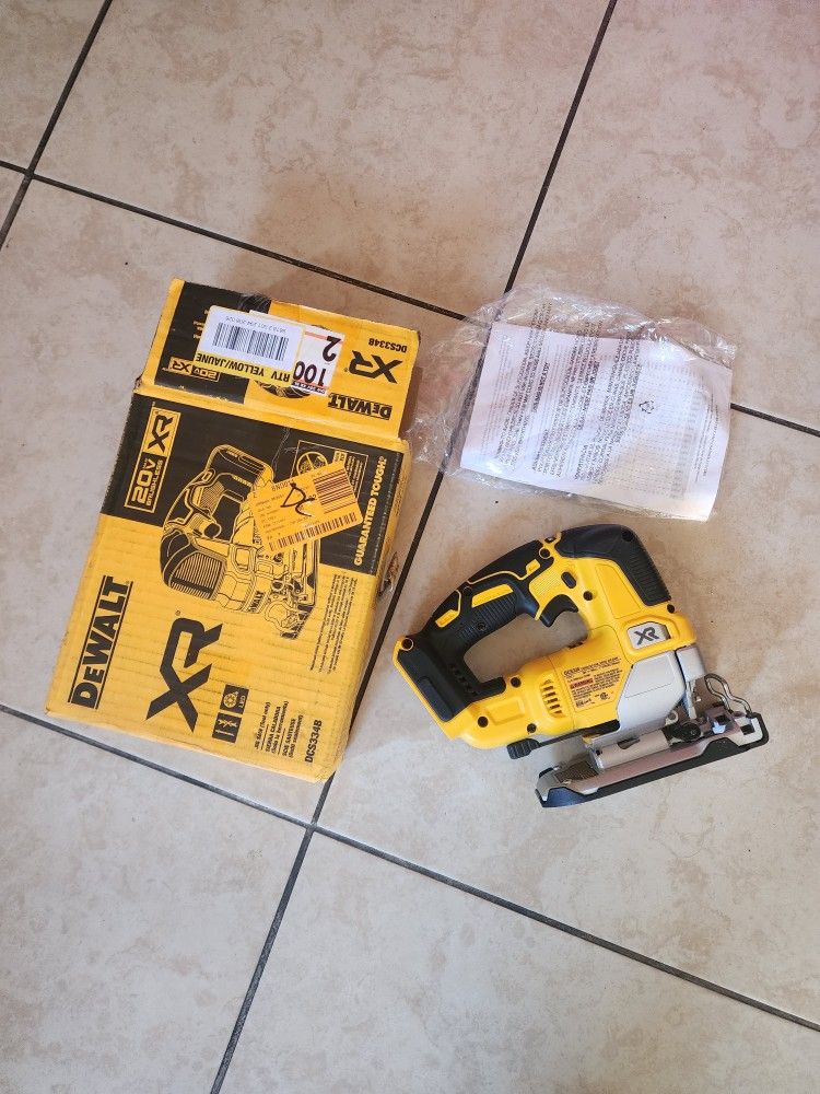 DEWALT
20V MAX XR Cordless Brushless Jigsaw (Tool Only)