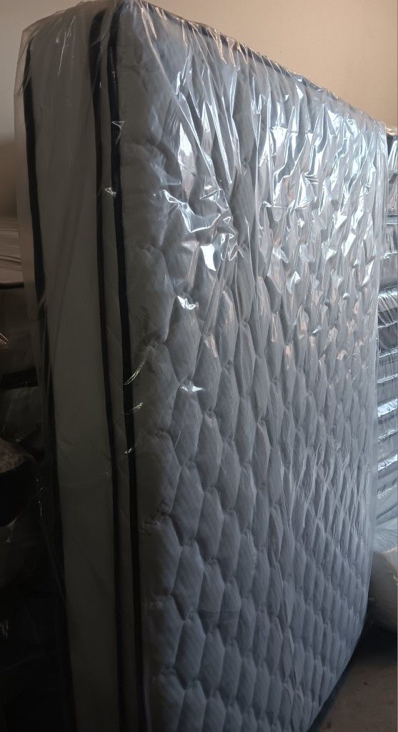 Brand New Queen Size Bambo Mattress Only Each $189 Free Delivery