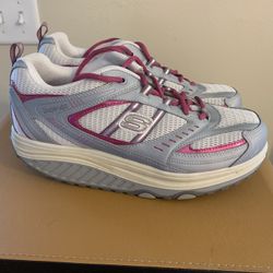 Skechers Shape-Ups Sz 9