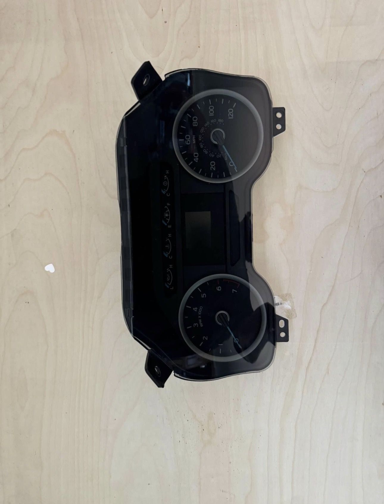2017 Ford F150 XLT speedometer / cluster