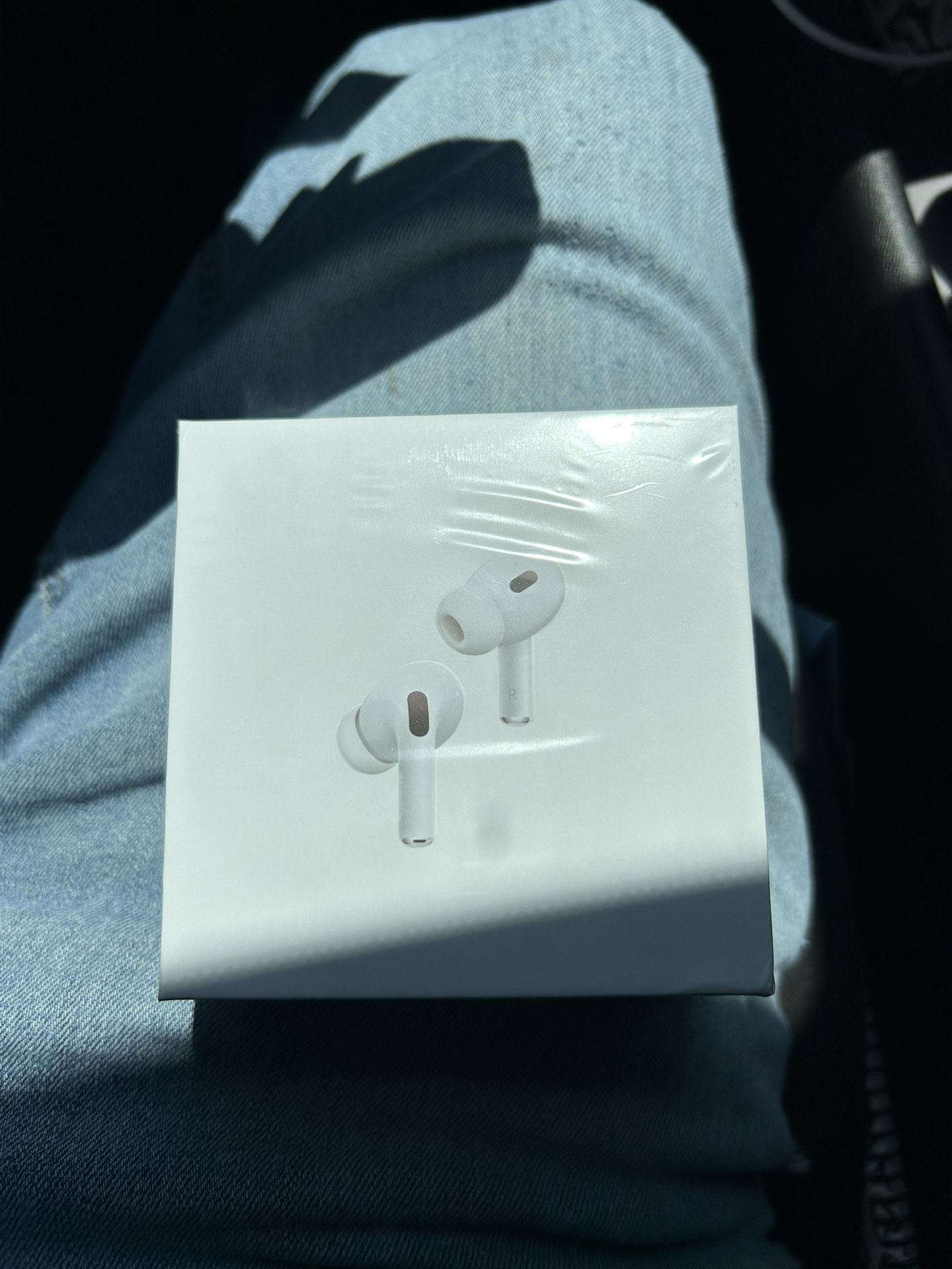 AirPods