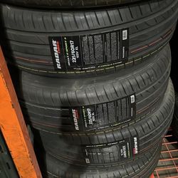 225/60/17 Set De Nuevas Llantas 