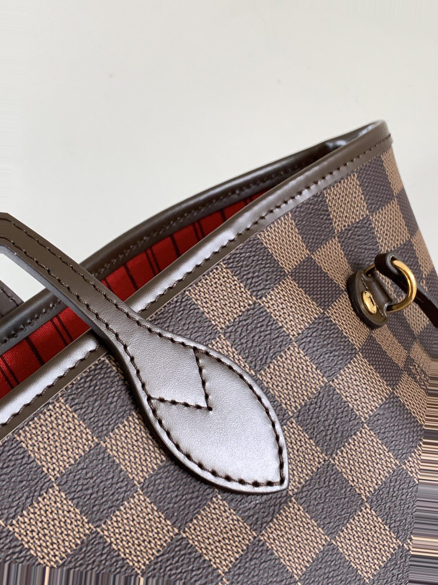 Louis Vuitton Neverfull MM Bags 26 2 for Sale in Miami Beach, FL