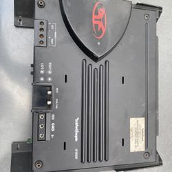 Rockford Fosgate Amp