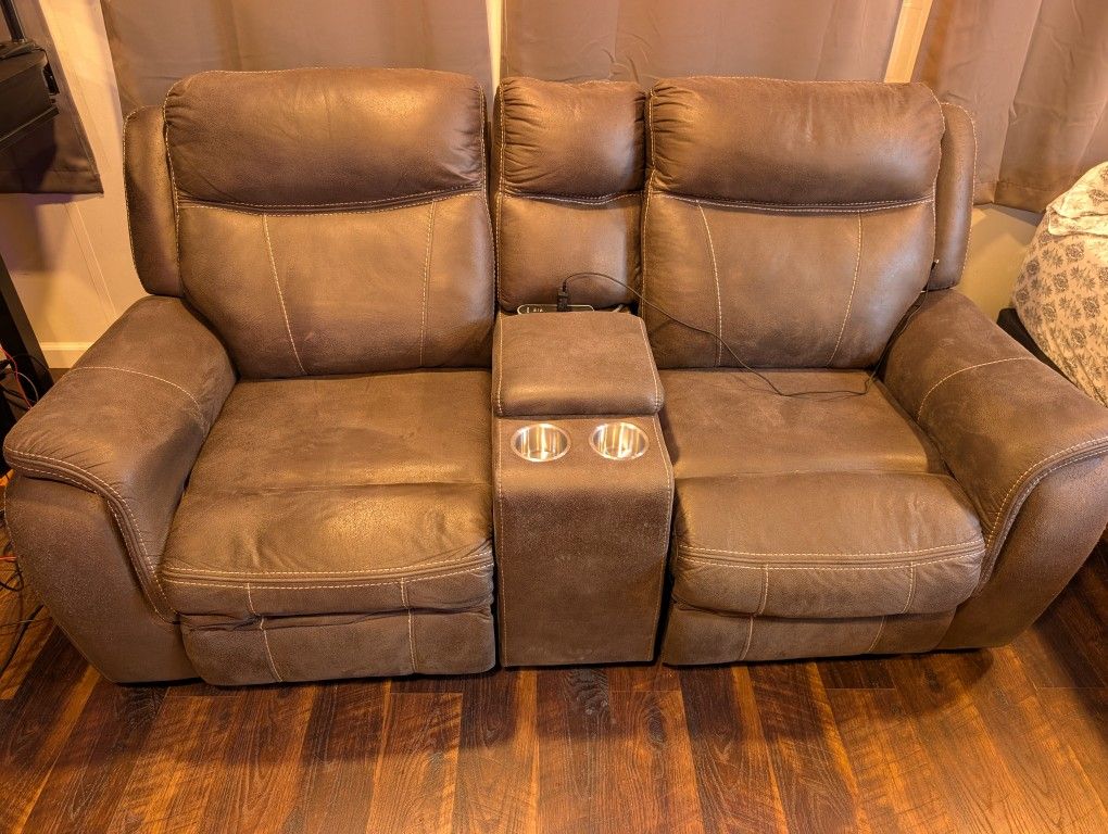 Electric Reclining Sofa
