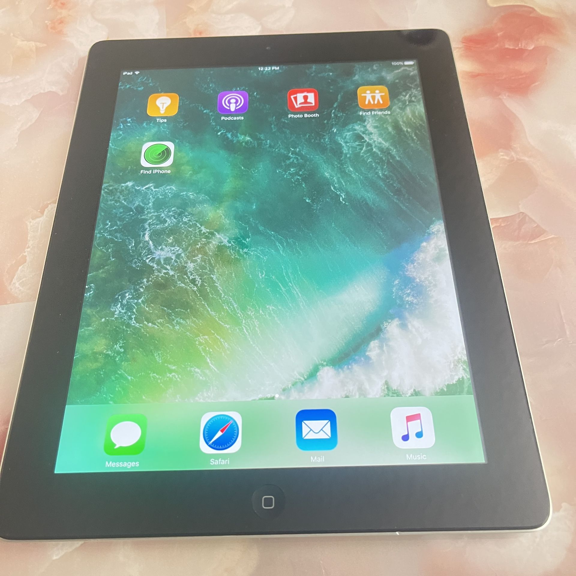 Apple iPad 4th Generation 32gb A1458 With Wi-Fi
