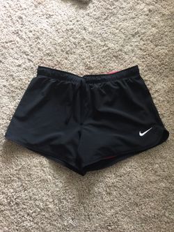 Nike Women’s Dri-Fit Shorts size M like new