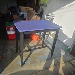 Tall Bar Table And 3 Swivel Stools